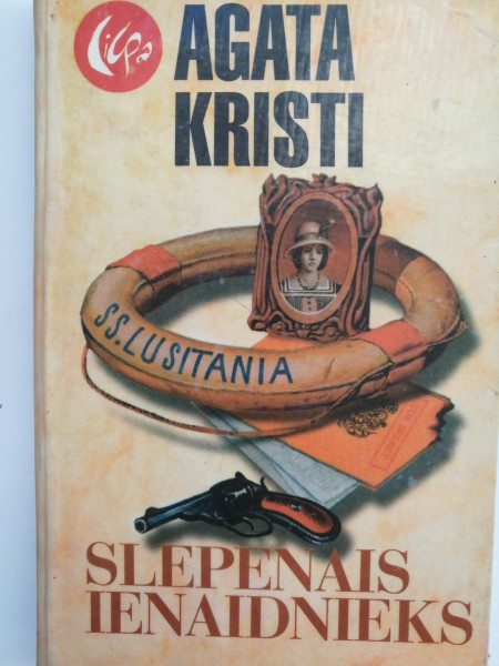 Slepenais ienaidnieks