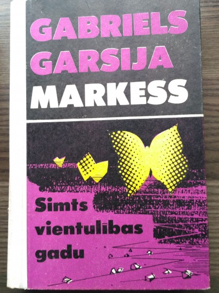 Simts vientulības gadu