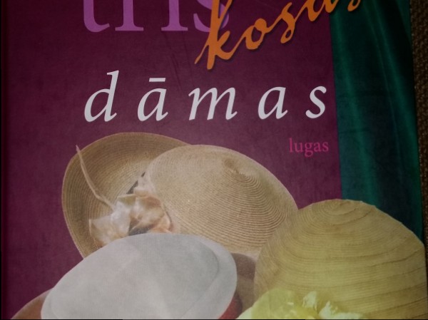 Trīs košas dāmas