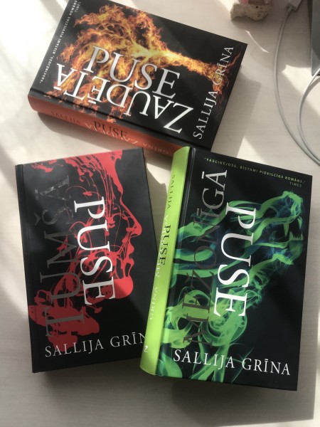 Tumšā puse - triloģija