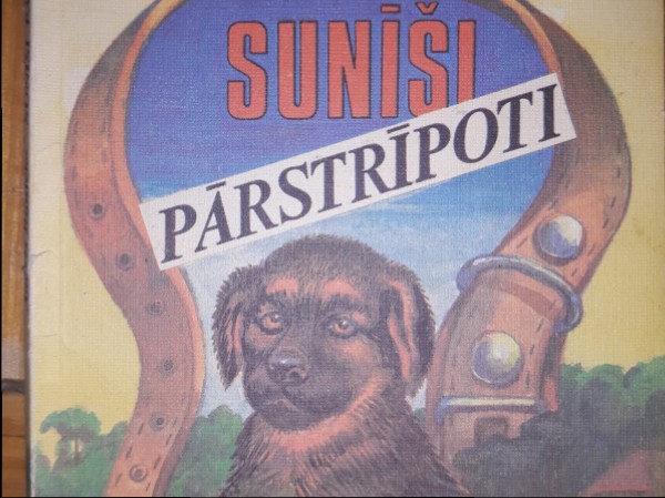 Sunīši pārstrīpoti