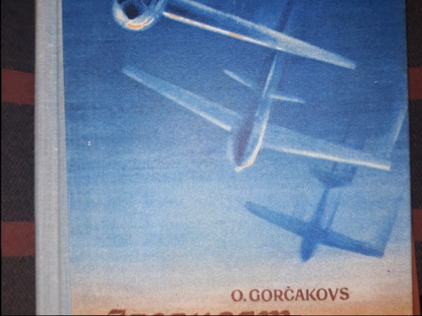 Izsaucam uguni uz sevi. Gulbja dziesma