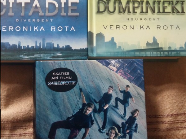 Citādie, Dumpinieki, Sabiedrotie