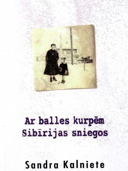 Ar balles kurpēm Sibīrijas sniegos