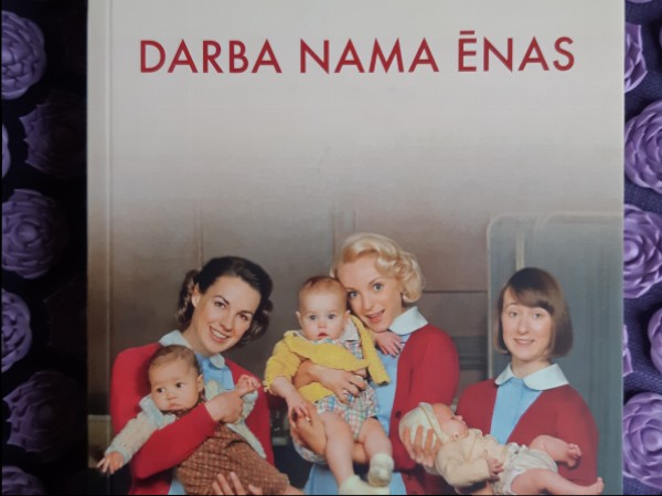 Darba nama ēnas