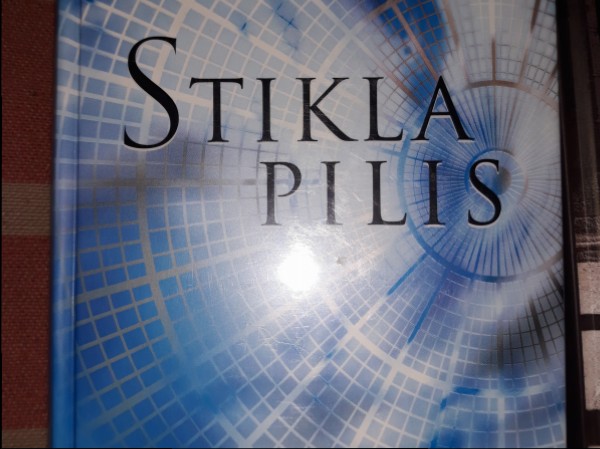 Stikla pilis