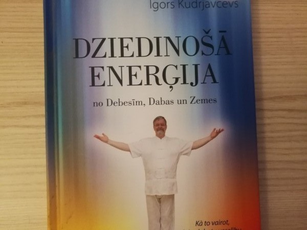 Dziedinošā enerģija no debesīm,dabas un Zemes