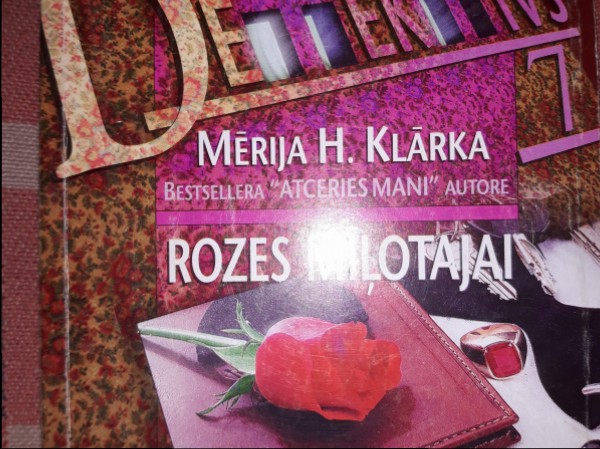 Rozes mīļotajai