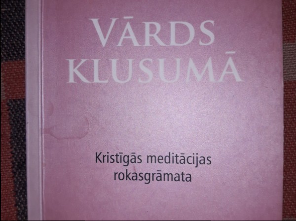 Vārds klusumā