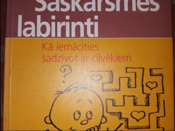 Saskarsmes labirinti