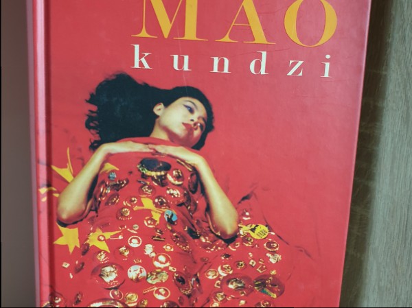 Kļūstot par Mao kundzi