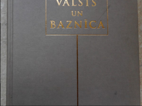 Valsts un baznīca