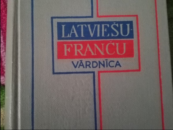 Latviešu-franču vādnīca