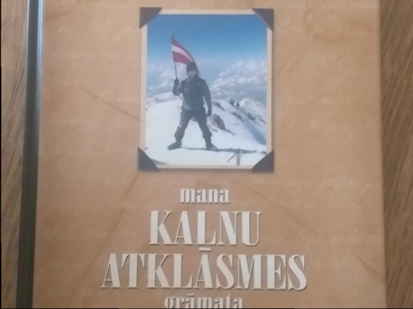 Mana kalnu atklāsmes grāmata
