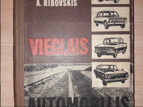 Vieglais automobilis