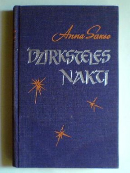 Dzirksteles naktī 