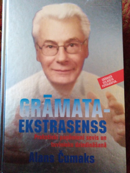 Grāmata ekstrasenss