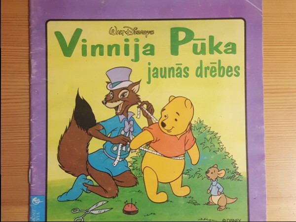Vinnija Pūka jaunās drēbes