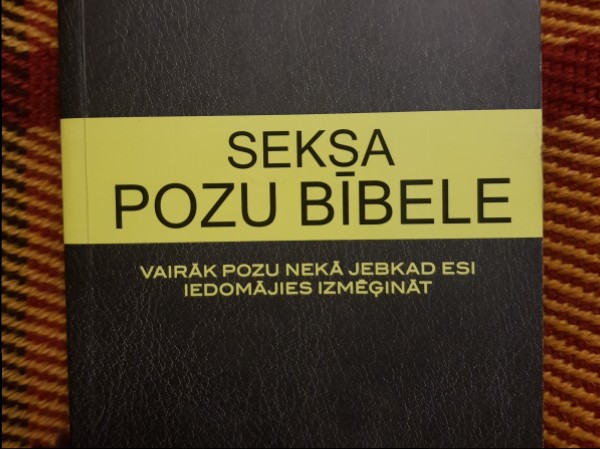 Seksa pozu bībele