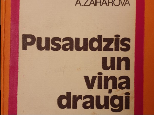 Pusaudzis un viņa draugi