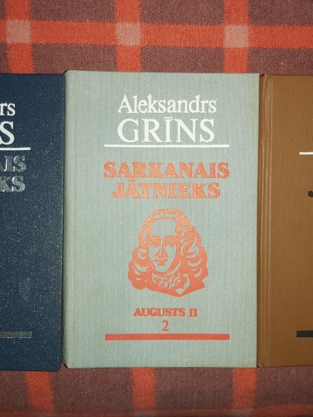 Pelēkais jātnieks. Sarkanais jātnieks. Melnais jātnieks