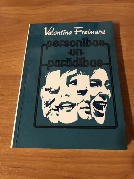 Personības un parādības