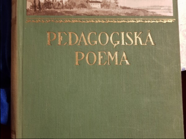 Pedagoģiskā poema