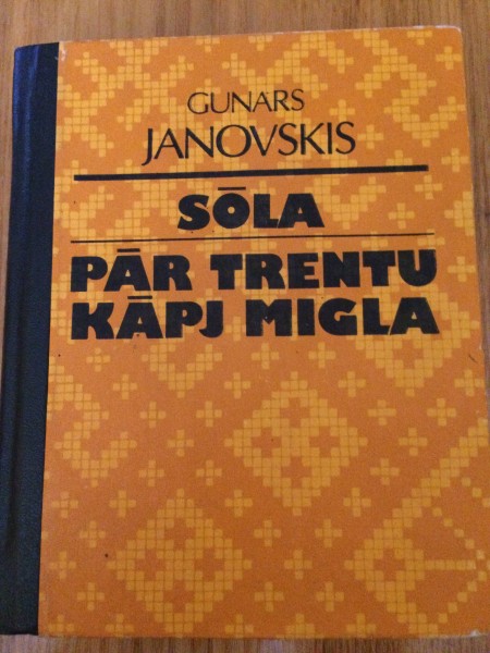 Sola / Pār Trentu kāpj migla