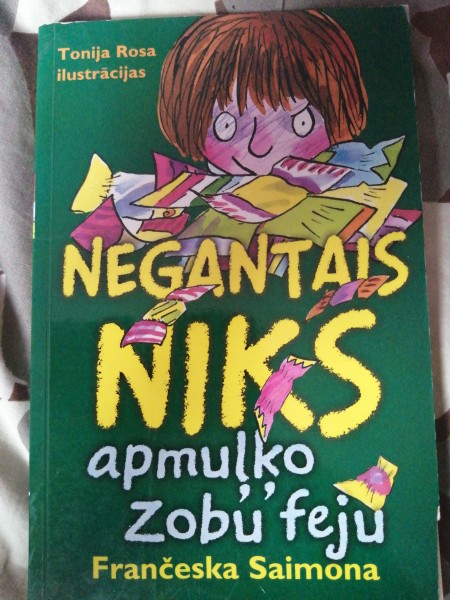 Negantais Niks apmuļķot zobu feju