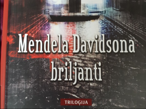 Mendela Davidsona briljanti