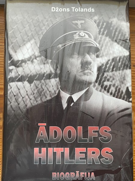 Ādolfs Hitlers BIOGRĀFIJA