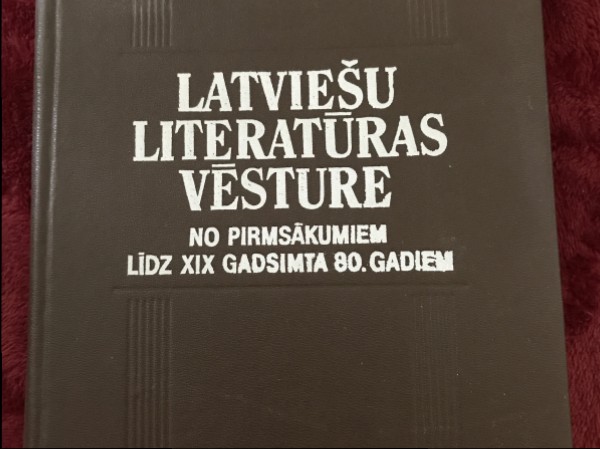 Latviešu literatūras vēsture