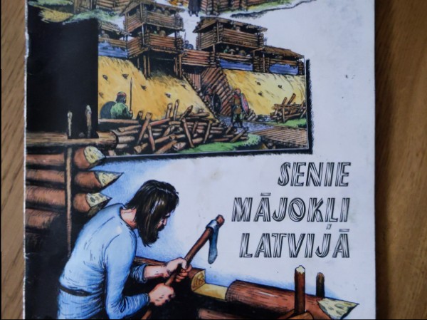 Senie mājokļi Latvijā