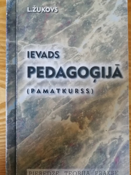 Ievads pedagoģijā