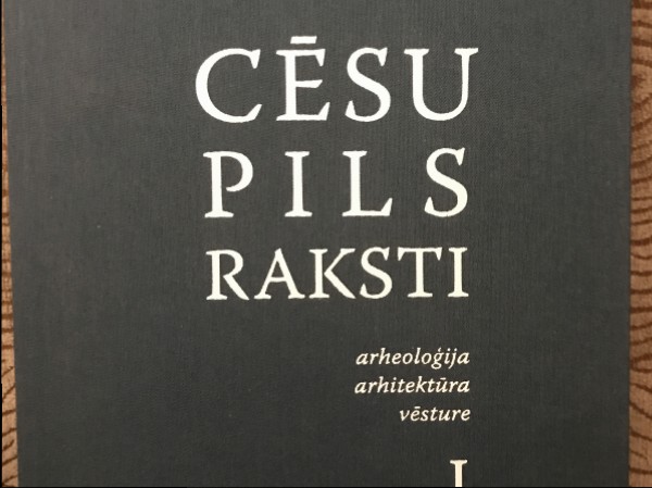Cēsu pils raksti