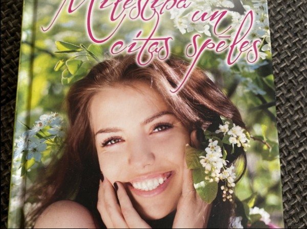 Mīlestība un citas spēles