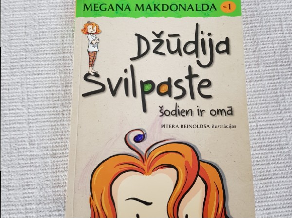 Džūdija Svilpaste šodien ir omā.