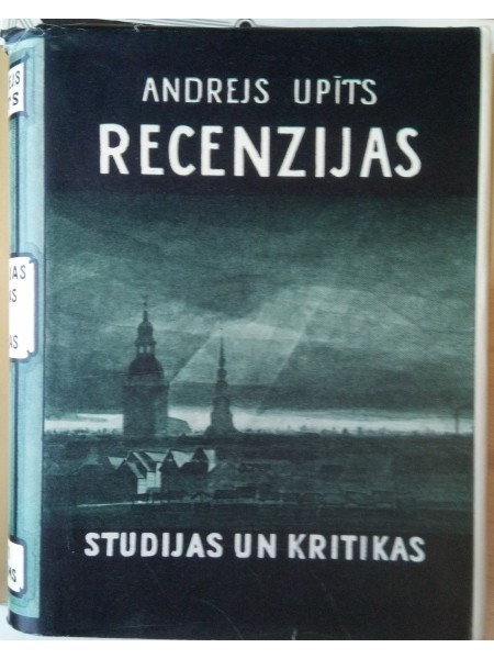 RECENZIJAS, STUDIJAS UN KRITIKAS