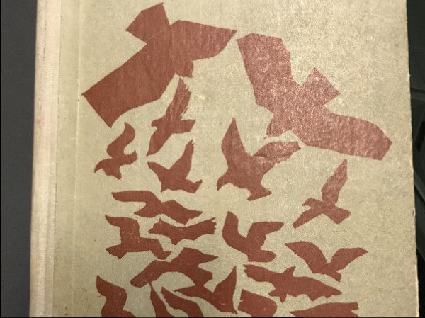 Лисица на чердаке. Деревянная пастушка.