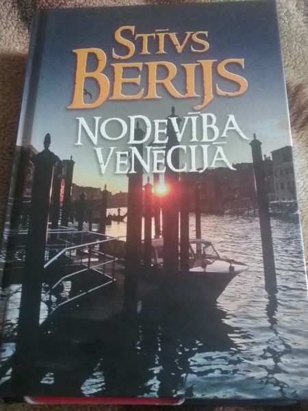 Nodevība venēcijā