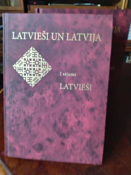 Latvieši un Latvija
