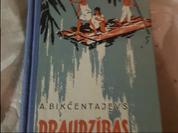 Draudzības vārdā