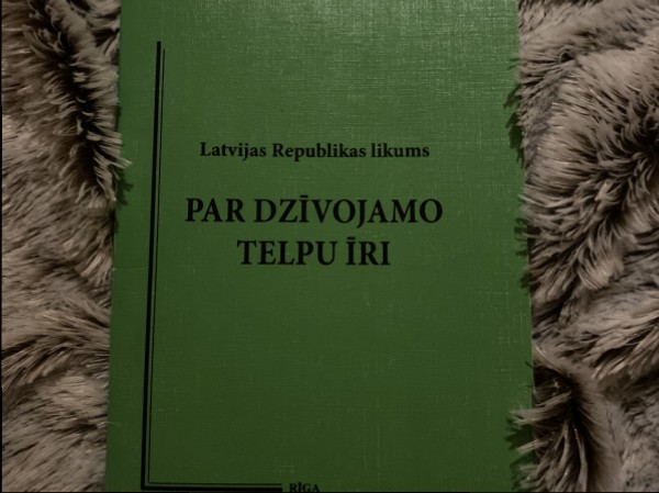 Par dzīvojamo telpu īri