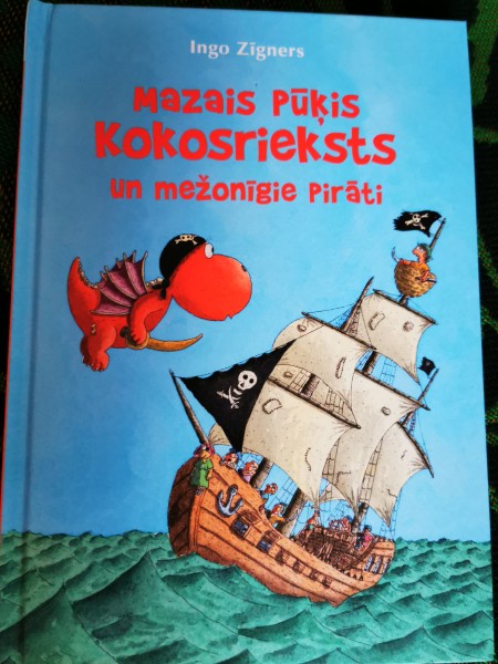 Mazais pūķis kokosrieksts un mežonīgie pirāti
