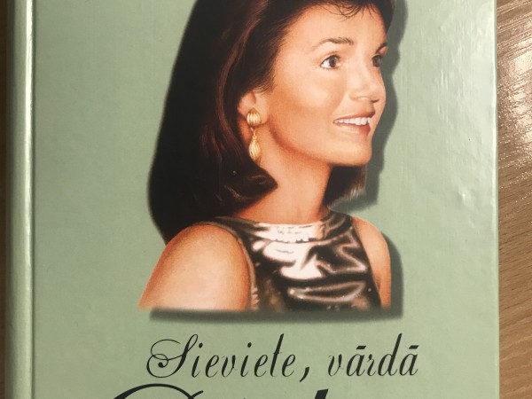 Sieviete, vārdā Džekija