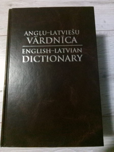 Angļu Latviešu vārdnīca