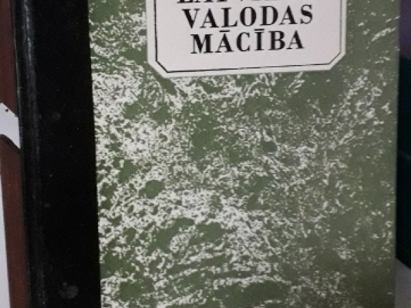 Latviešu valodas mācība