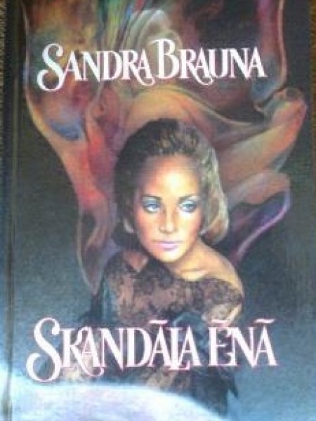 Skandāla ēnā