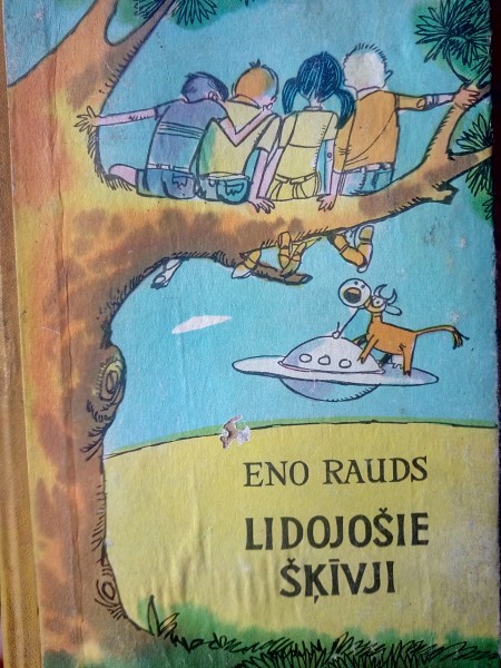 Lidojošie šķīvīši