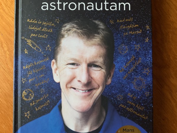 Pajautā astronautam